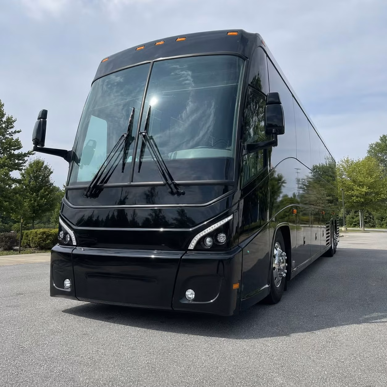 compare multi day charter bus rentals for st paul group trips to duluth and beyond