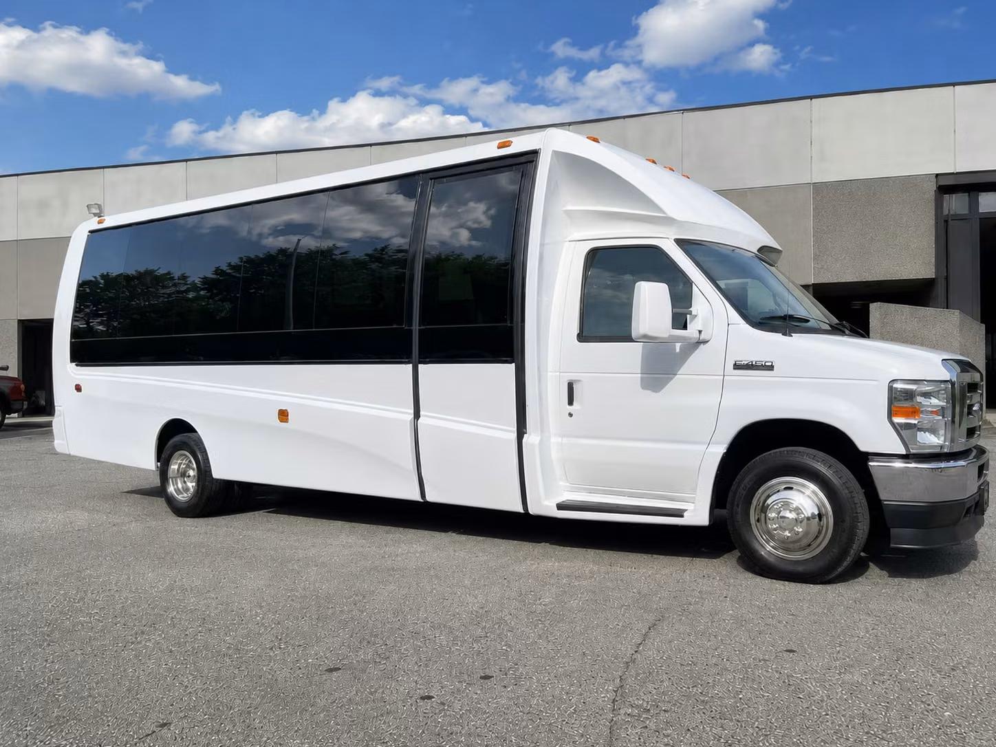 st paul wedding shuttle services transportation